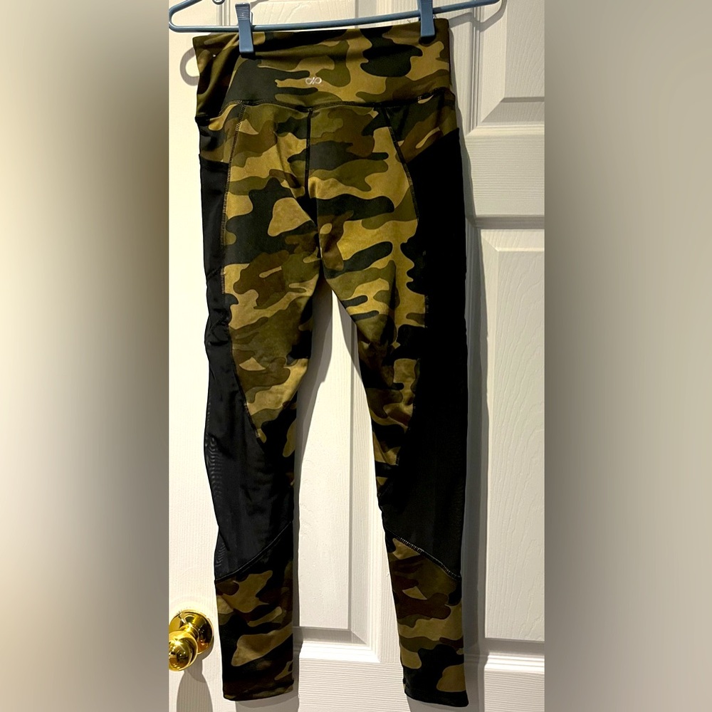 ENERGY camo leggings with packets small size
